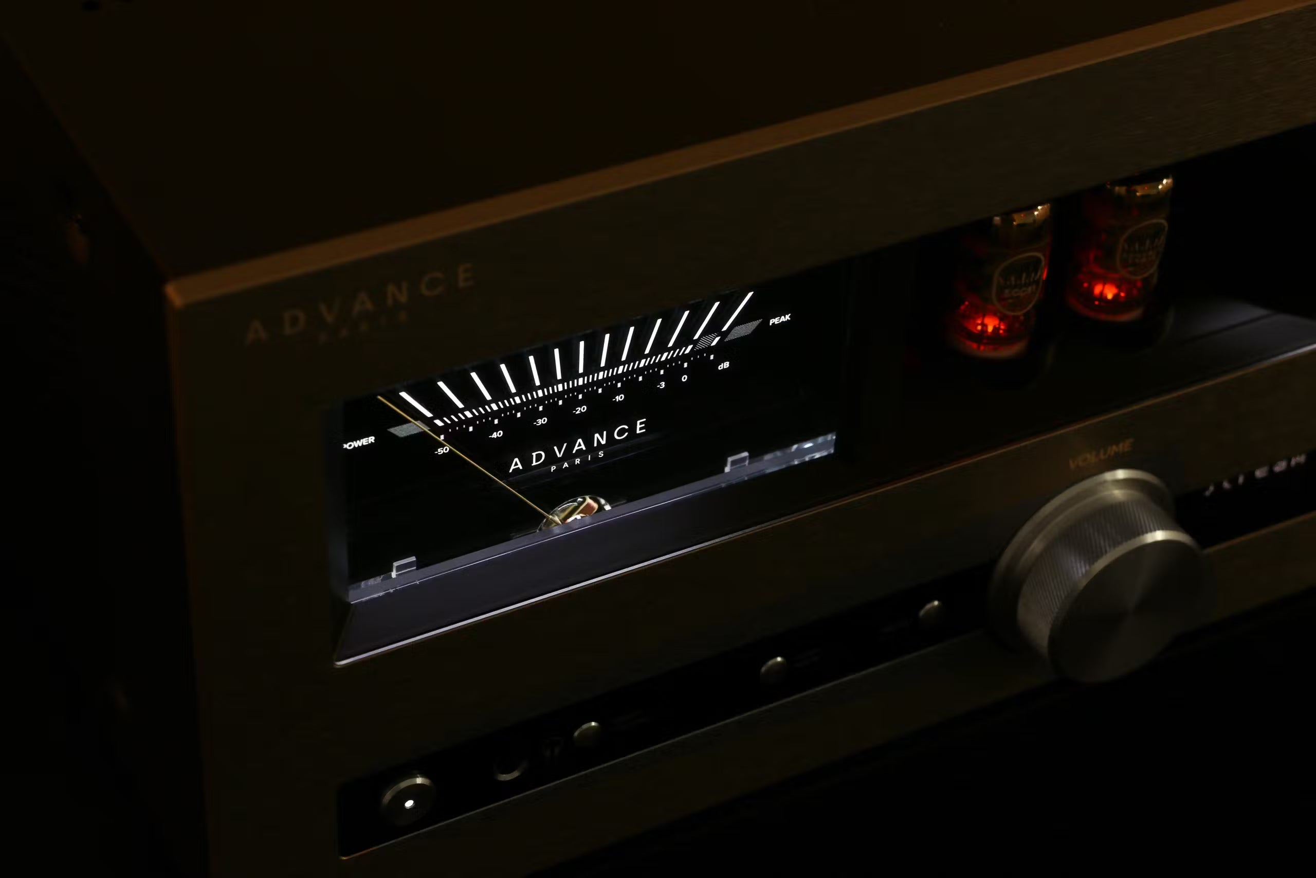 Meet the New NOVA Series: Streaming, Power, and Pure French Hi-Fi Style