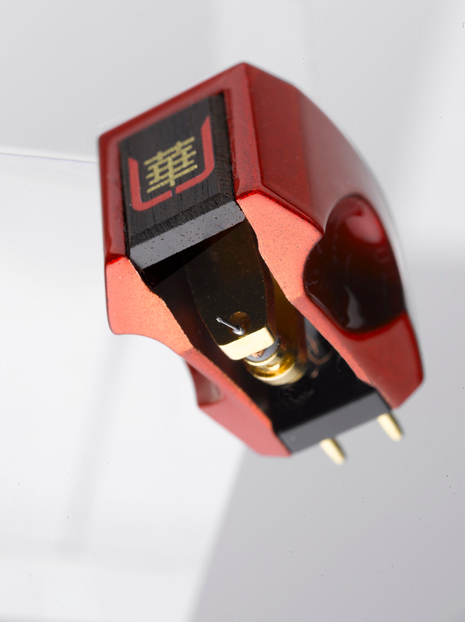 Hana Umami Red Moving Coil Cartridge - Safe and Sound HQ
