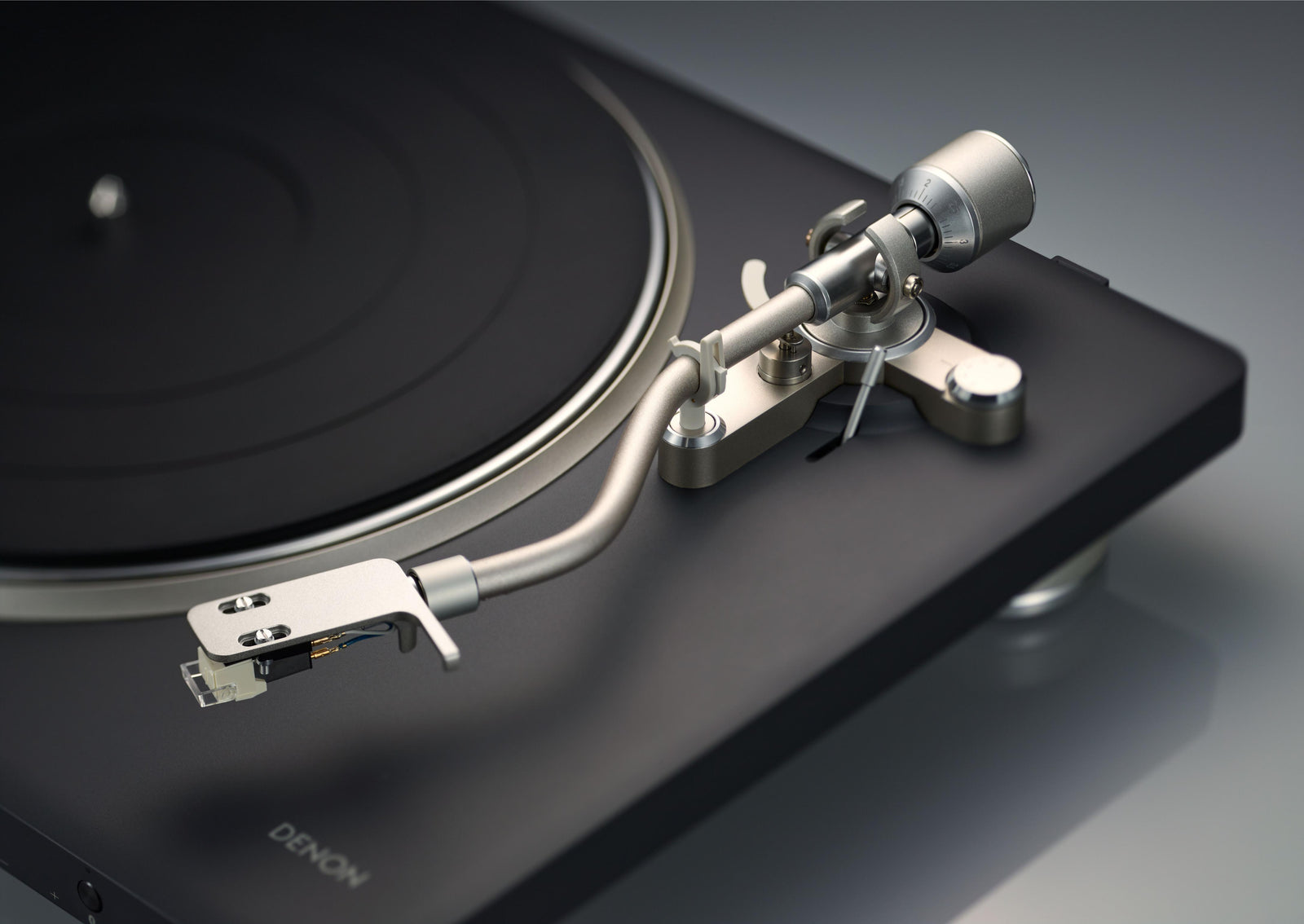 Denon DP-500BT Premium Hi-fi Bluetooth Turntable with Pre-Installed Ortofon Phono Cartridge - Safe and Sound HQ
