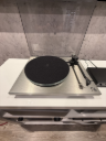 Rega Planar 6 RS Edition with ND9 Phono Cartridge and  Neo Mk2 PSU Scratch and Dent