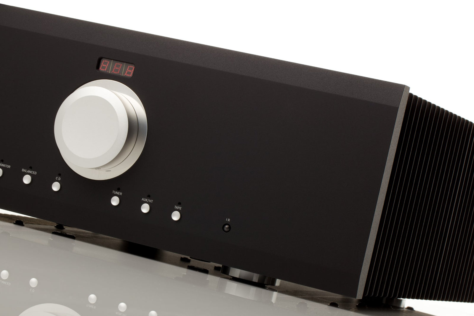 Musical Fidelity M6si500 Integrated Amplifier Open Box - Safe and Sound HQ