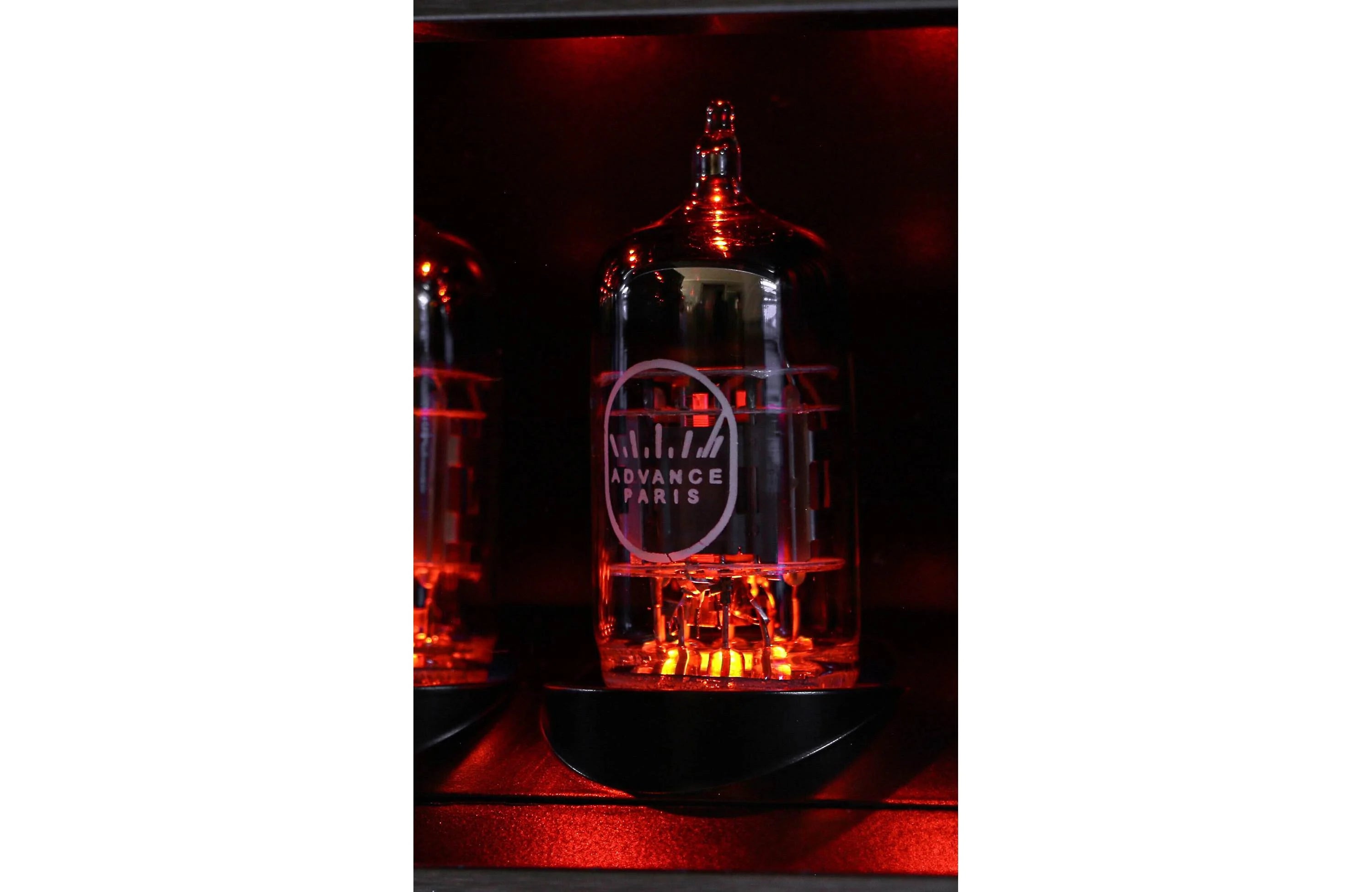 Advance Paris A10 APEX Hybrid Tube and Solid State Integrated Amplifier