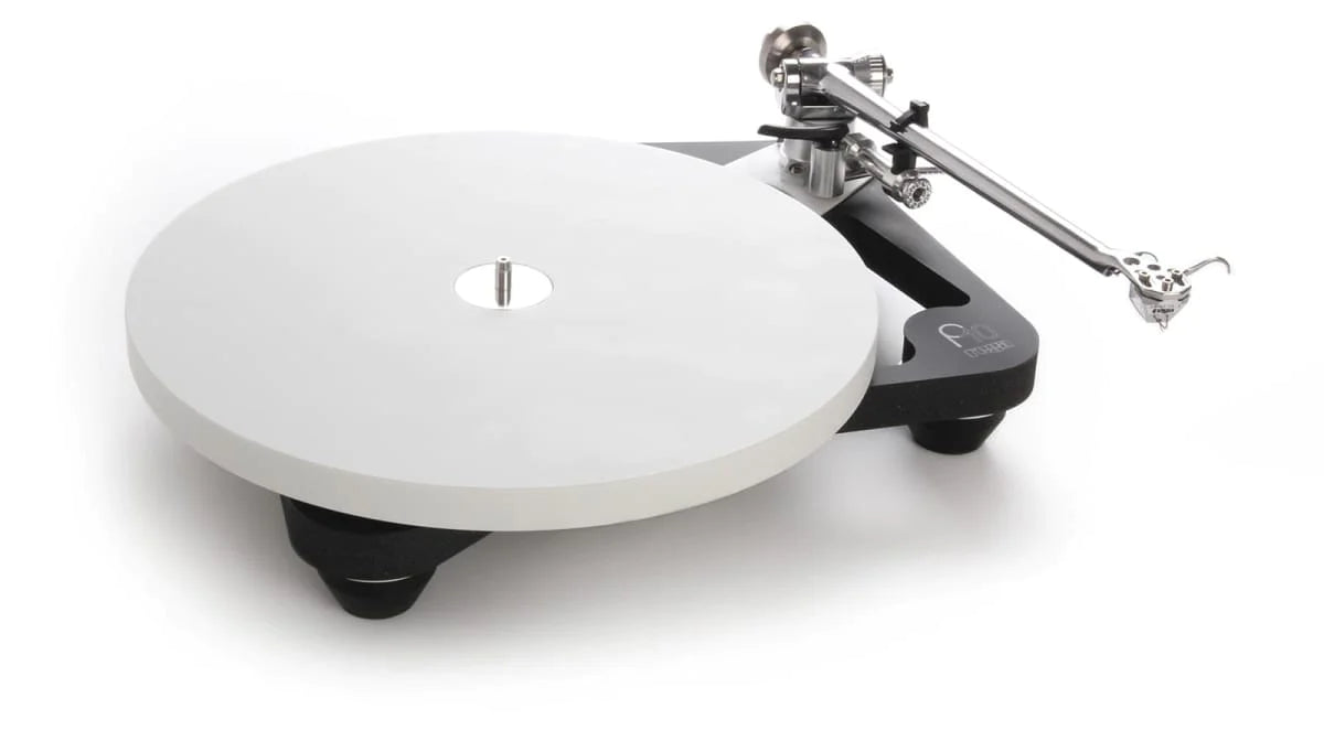 Rega Planar 10 Turntable and P10 PSU - Safe and Sound HQ