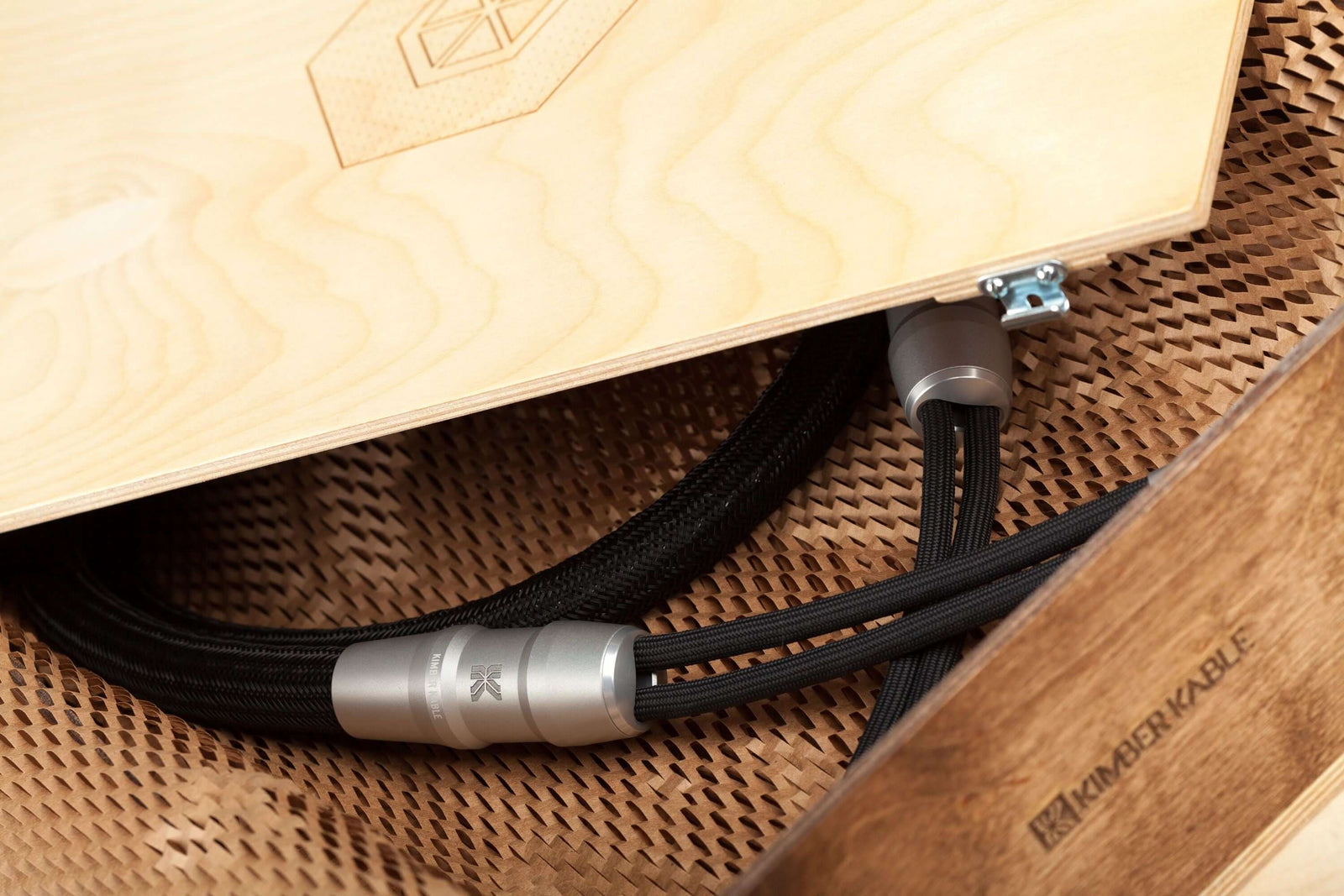 Kimber Kable Carbon 18XL Speaker Cables (Pair) - Safe and Sound HQ