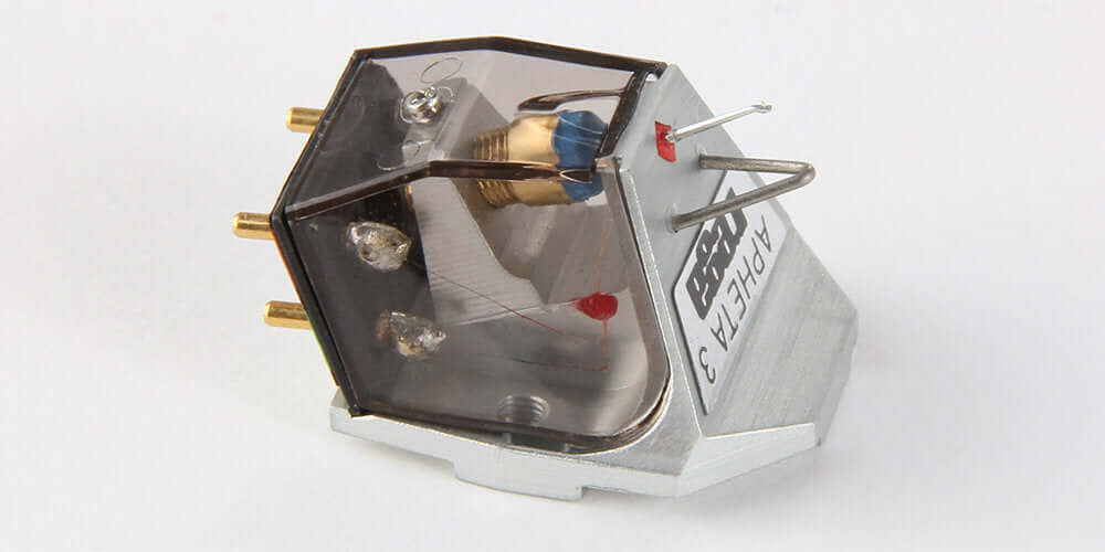Rega Apheta 3 Moving Coil Phono Cartridge - Safe and Sound HQ