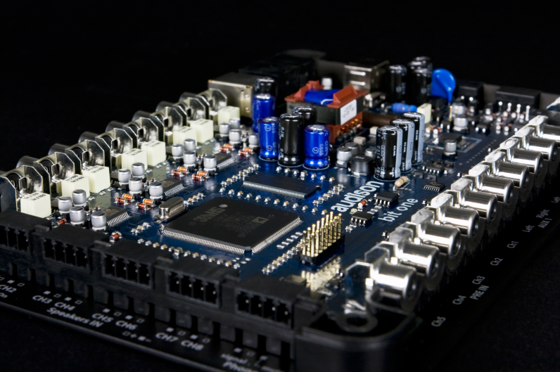 Audison Bit One Signal Processor - 8 Channels – Safe and Sound HQ Audison Bit One Signal Processor - 8 Channels – Safe and Sound HQ