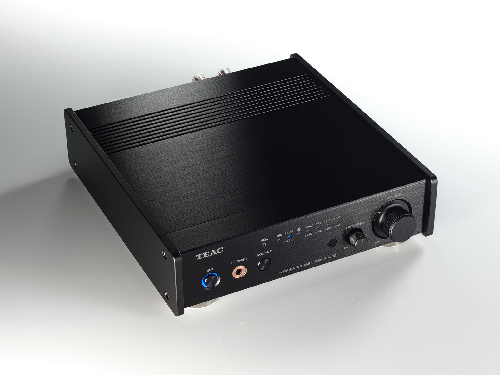 TEAC presenta el nuevo amplificador integrado AI-303 y el tocadiscos de  tracción directa TN-400BT