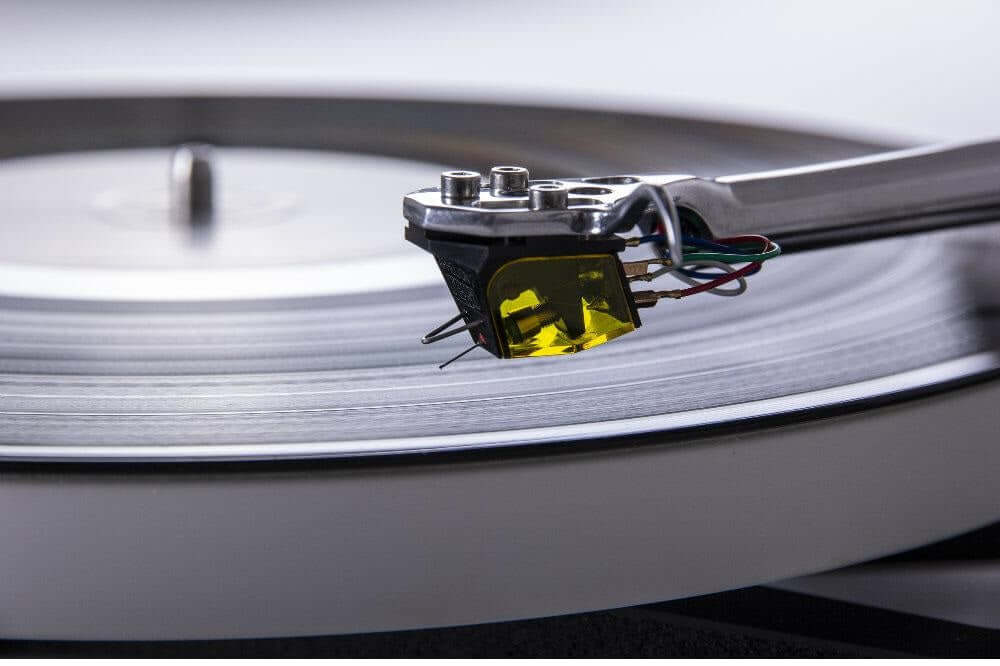 Rega Aphelion 2 Reference Level Moving Coil Phono Cartridge - Safe and Sound HQ