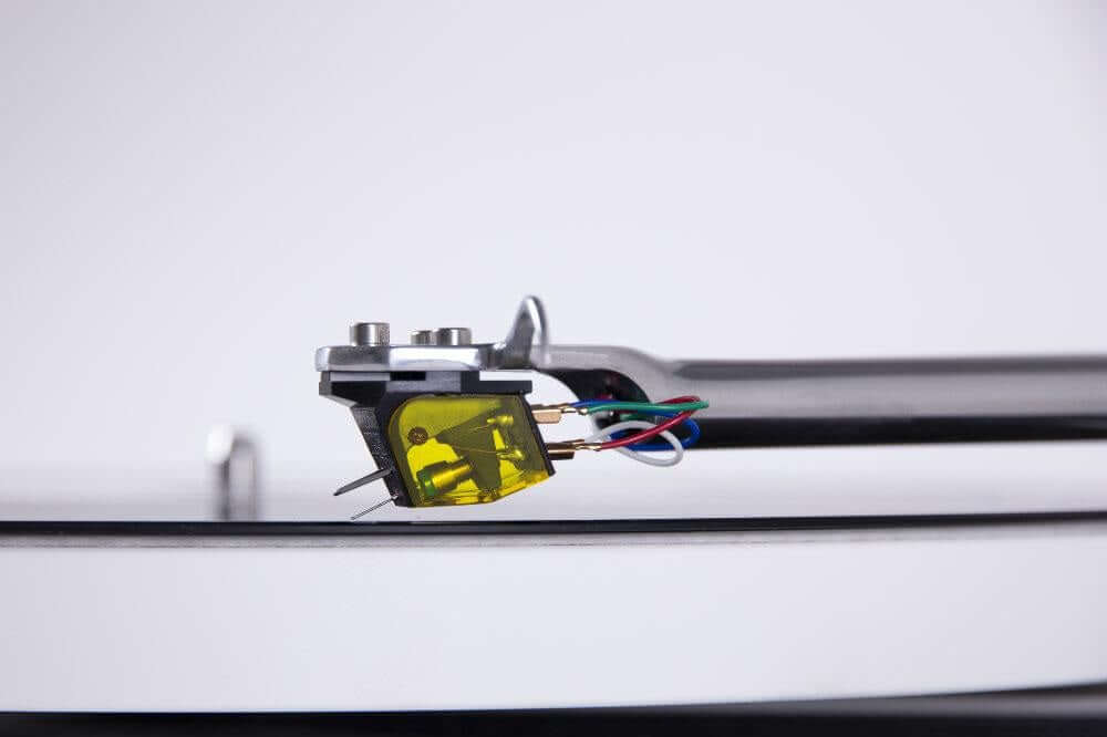 Rega Aphelion 2 Reference Level Moving Coil Phono Cartridge - Safe and Sound HQ