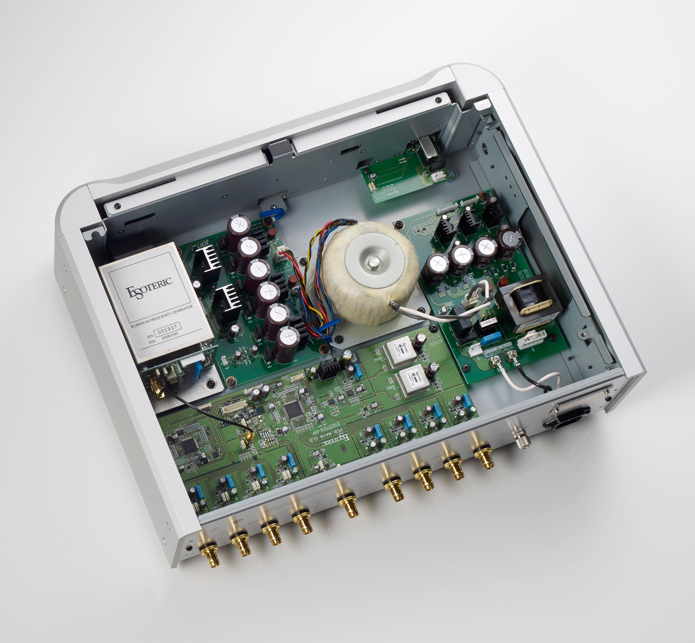 Esoteric G-01X G Series Rubidium Master Clock Generator — Safe and Sound HQ